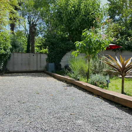 Superbe T3- Two Bedrooms With Garden And Petanque! Perfect Spot! *