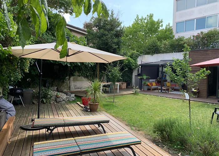 Lägenhet Superbe T3- Two Bedrooms With Garden And Petanque! Perfect Spot! Bordeaux