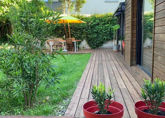 Lägenhet Superbe T3- Two Bedrooms With Garden And Petanque! Perfect Spot! *