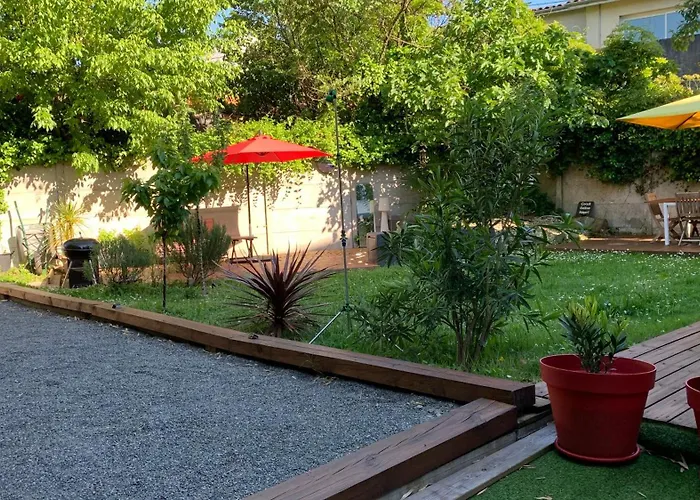 Superbe T3- Two Bedrooms With Garden And Petanque! Perfect Spot! *